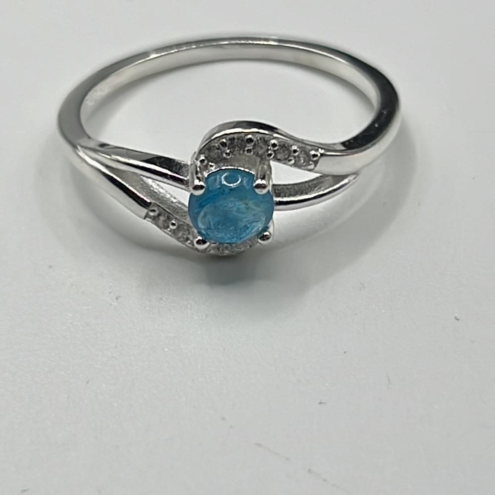 NEON BLUE APATITE, CZ, AND STERLING SILVER RING SIZE 9 - Picture 5 of 12